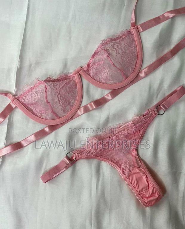 2PC Pink Flower Lace Lingerie