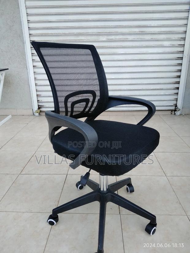 Fancy Mesh Chair