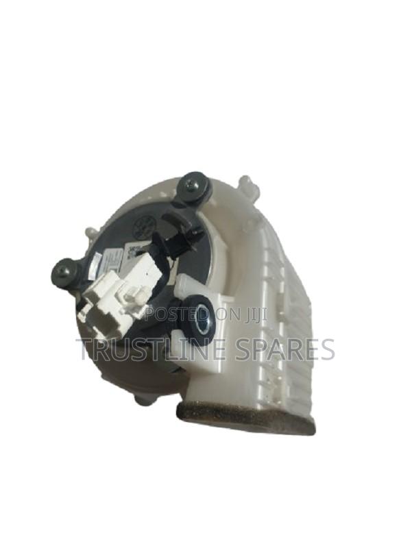 Toyota Prius, Auris, - Fan Blower Motor - thumbnail 2