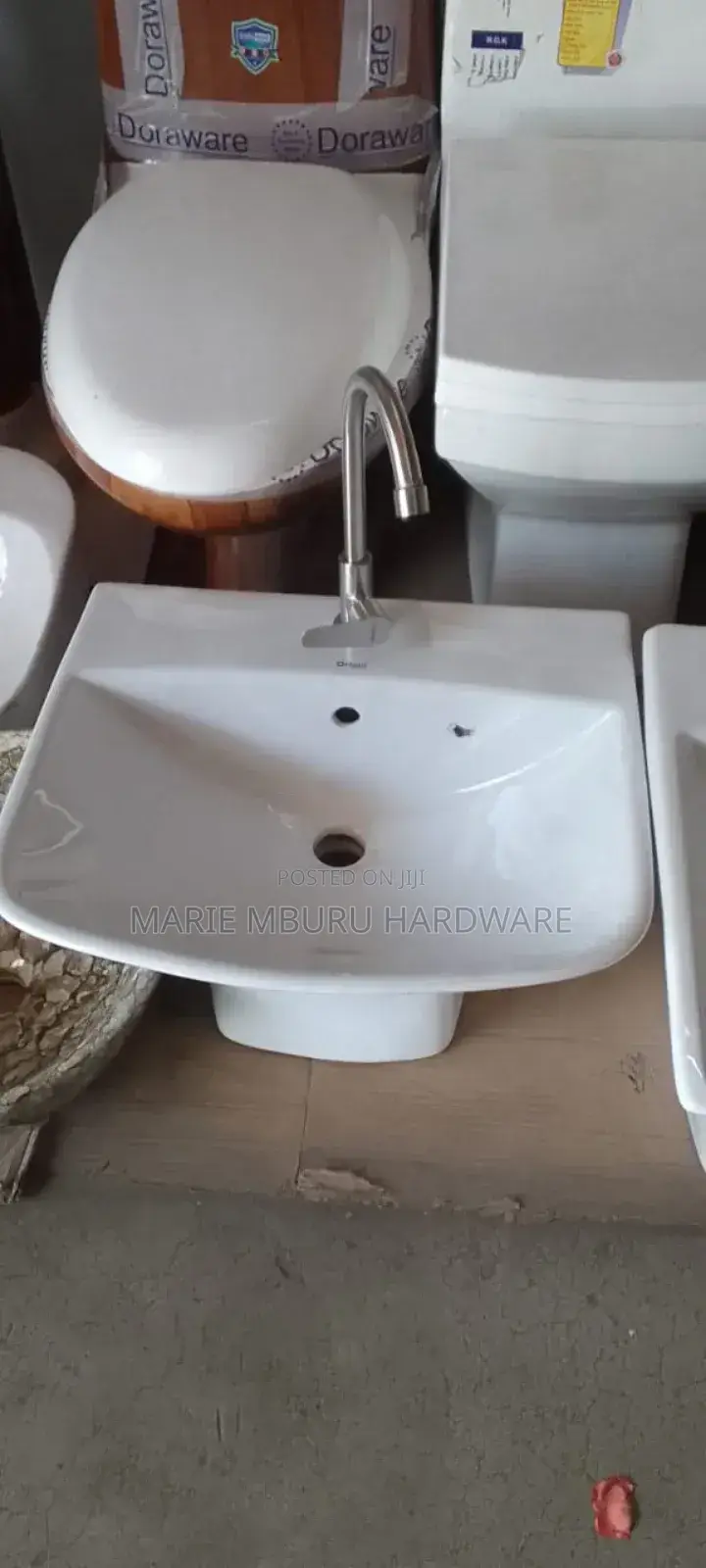 One Body, Half Pedestal Sink