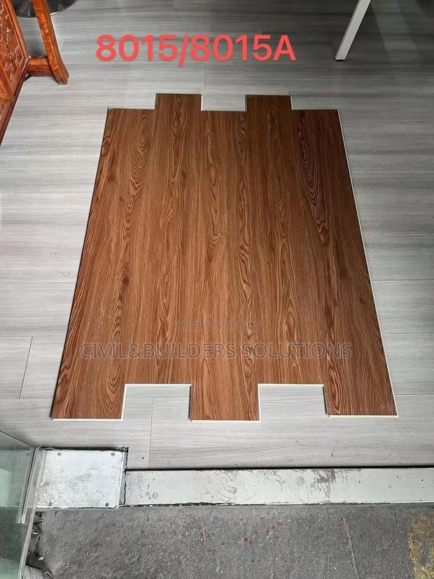 Brown Mahogany Spc - main view