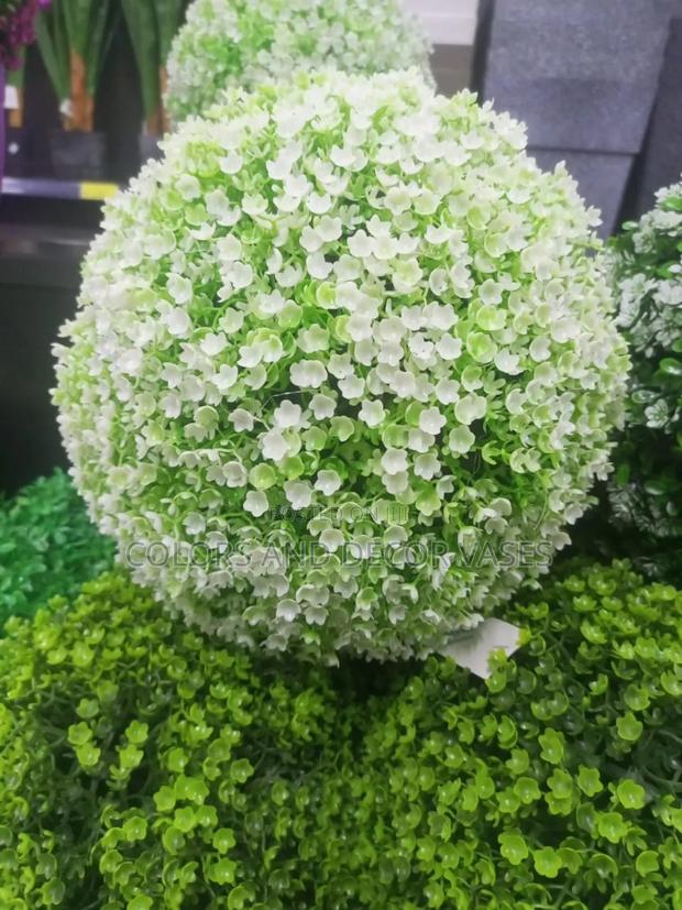 Ball Round Flowers Artificial Available on Order - thumbnail 2