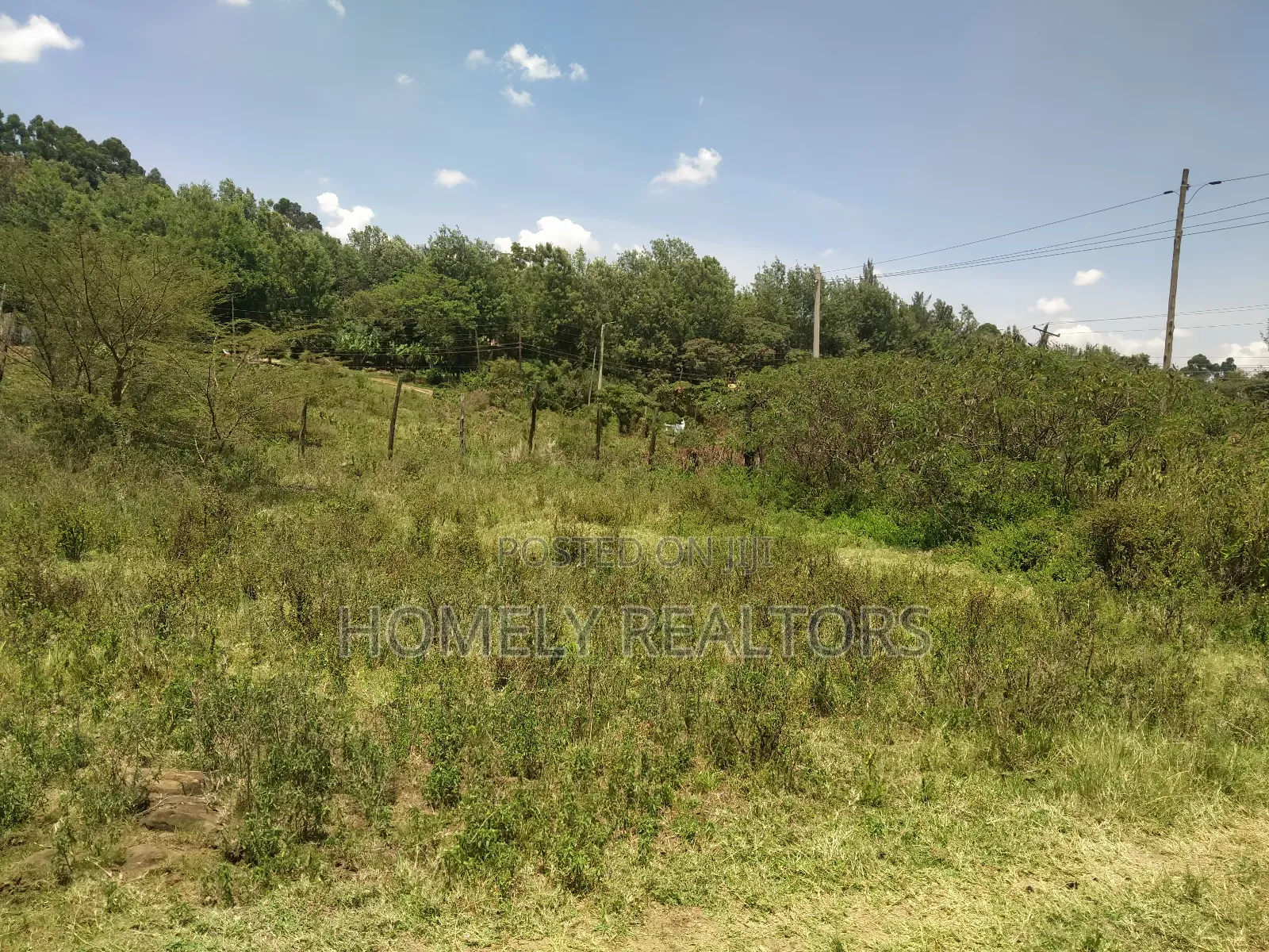 Eighth Acre Plot in Kerarapon Ngong, Touching Tarmac