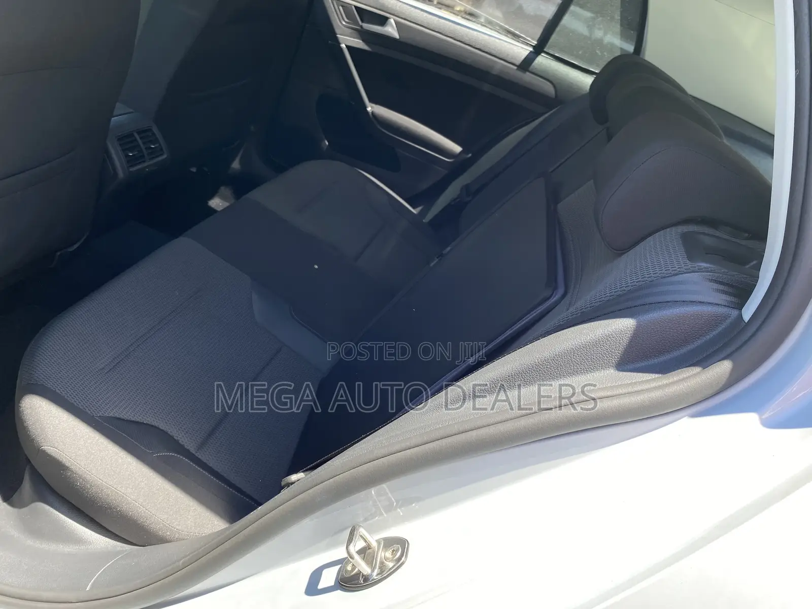 Volkswagen Golf 2018 White