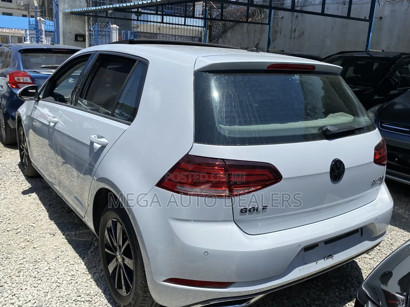 Volkswagen Golf 2018 White