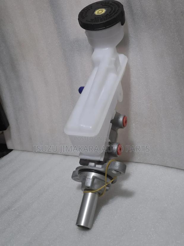 Isuzu Dmax Brake Master Cylinder New Model - thumbnail 2