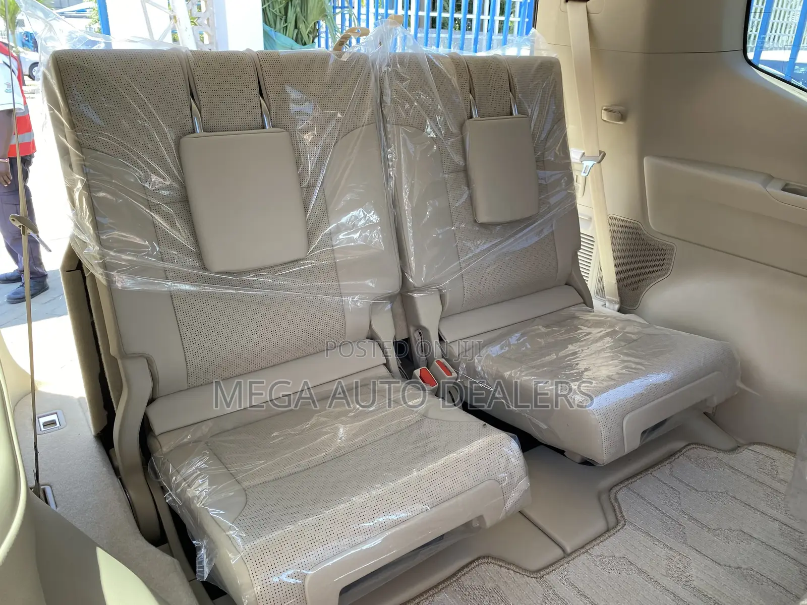 Toyota Land Cruiser 2022 Off white