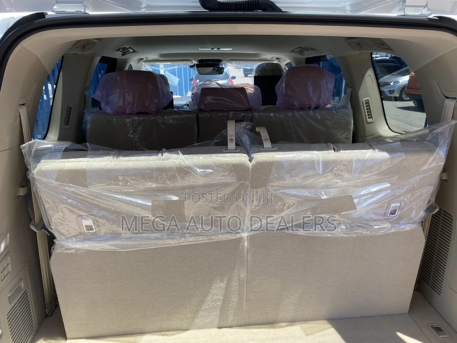Toyota Land Cruiser 2022 Off white