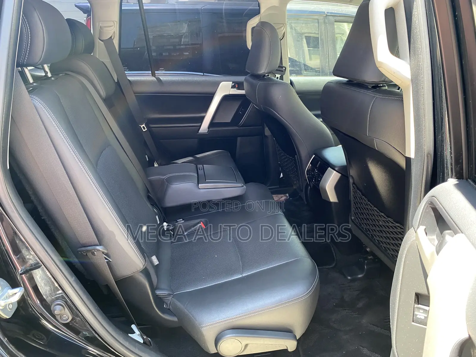Toyota Land Cruiser Prado 2018 Black