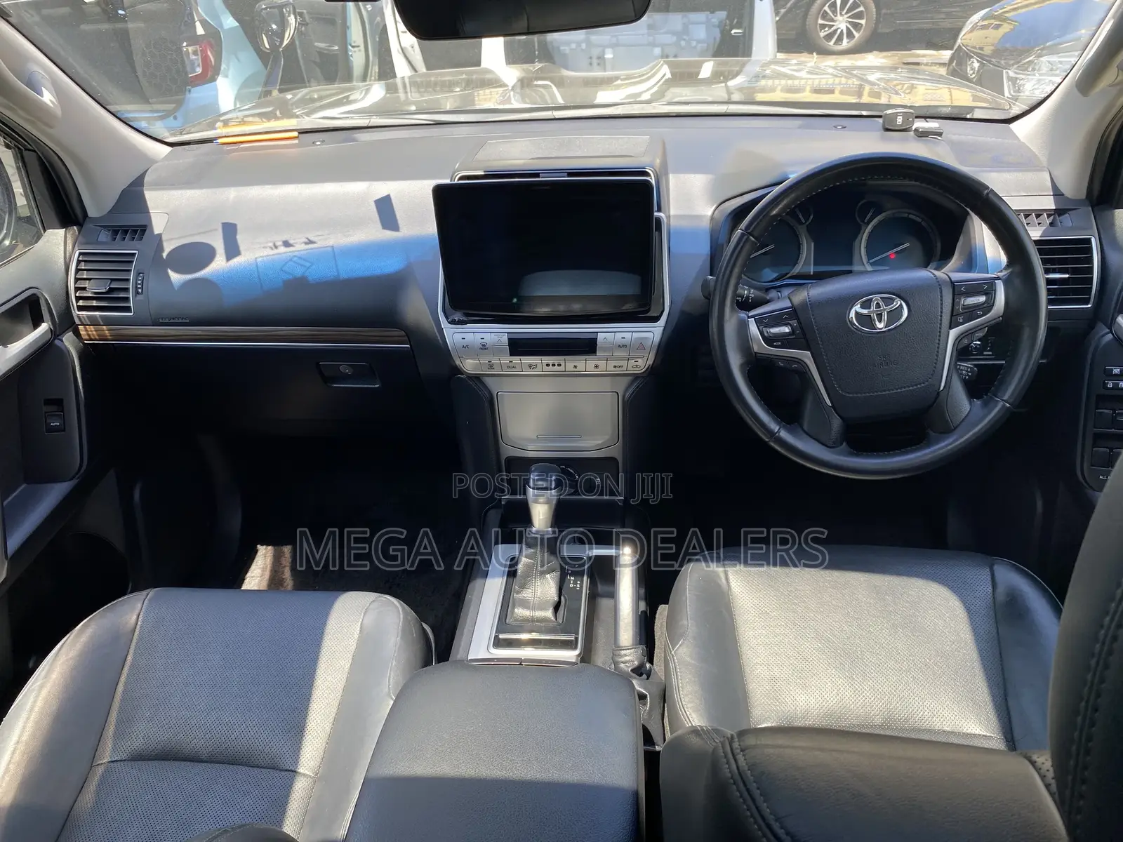 Toyota Land Cruiser Prado 2018 Black