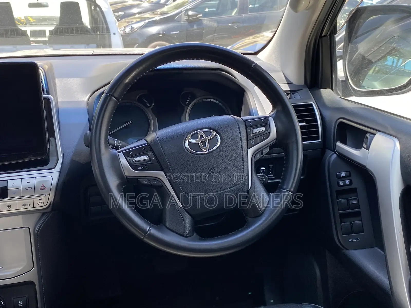 Toyota Land Cruiser Prado 2018 Black