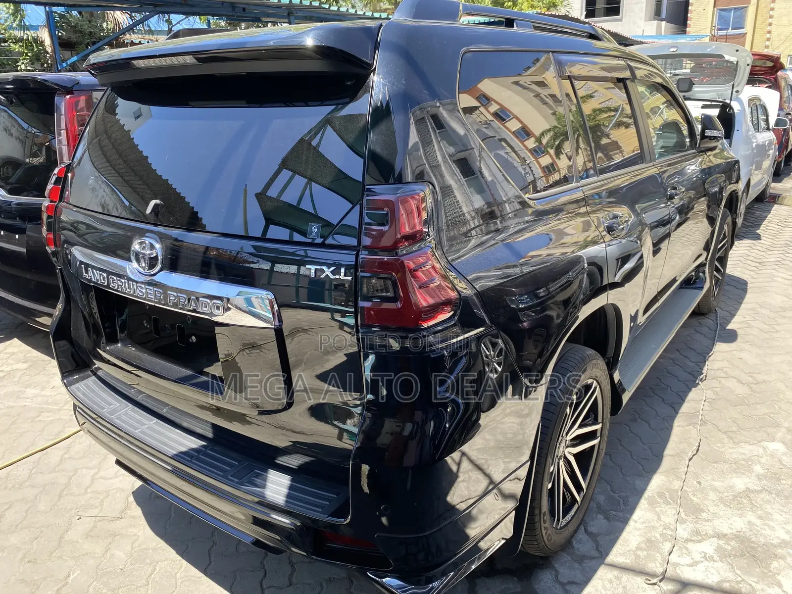 Toyota Land Cruiser Prado 2018 Black