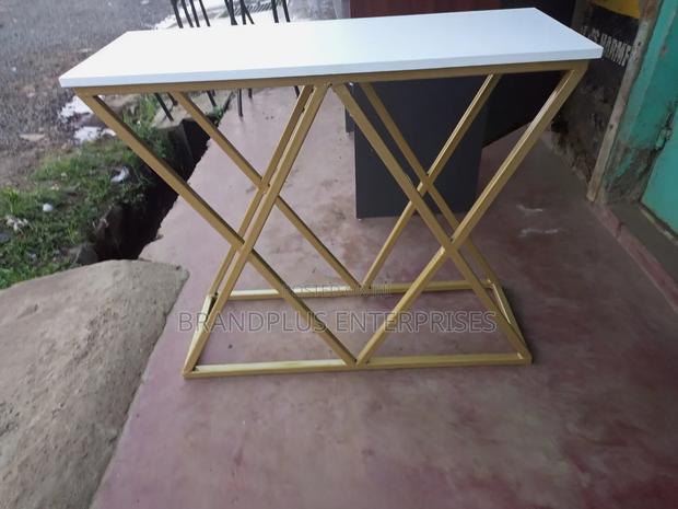 Console Table - main view