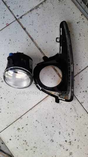 Toyota Vitz 2018 Foglight +Cover.
