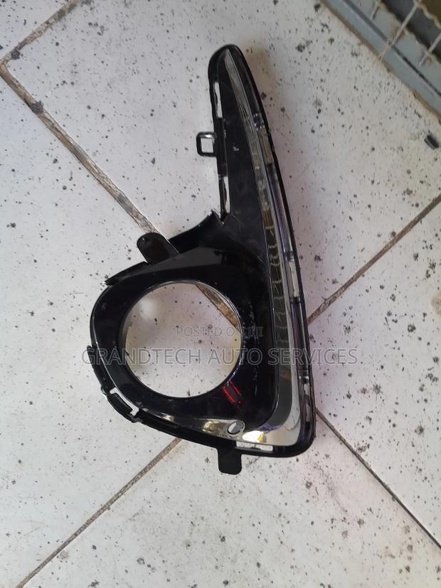 Toyota Vitz Foglight Cover.