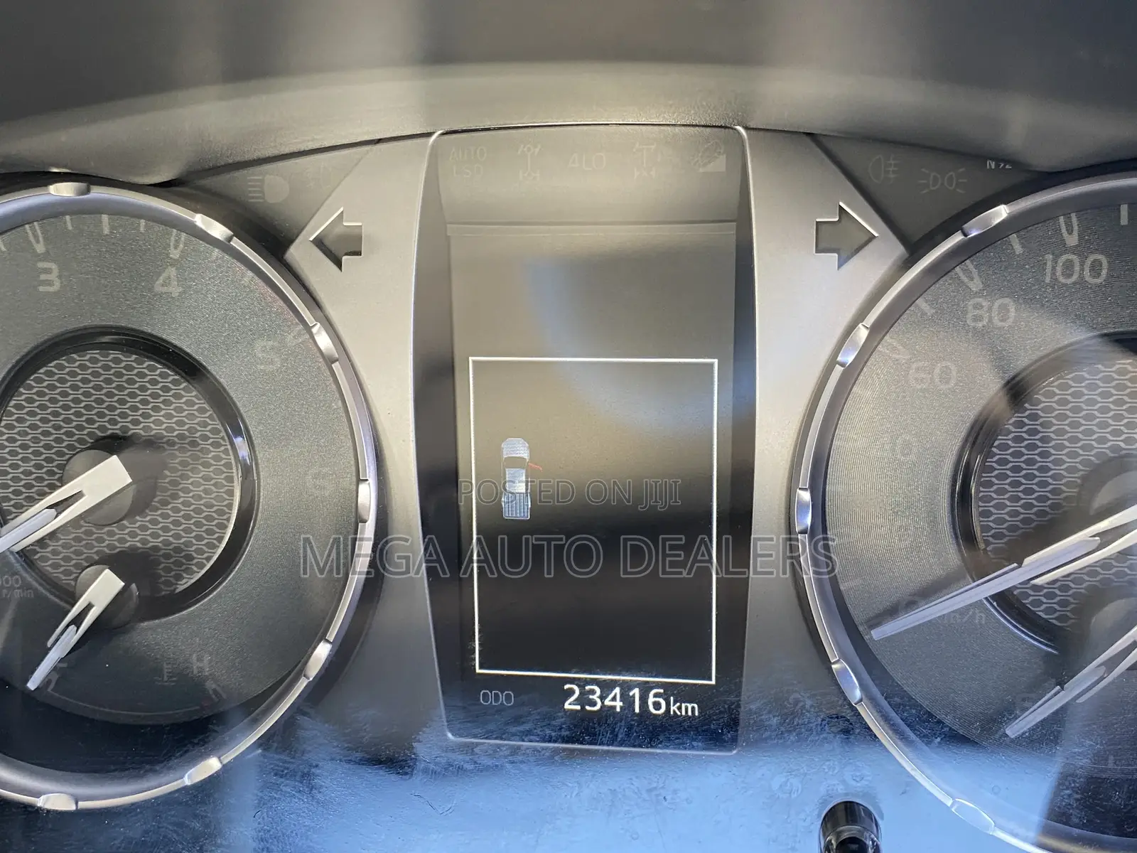 Toyota Hilux 2021 Black