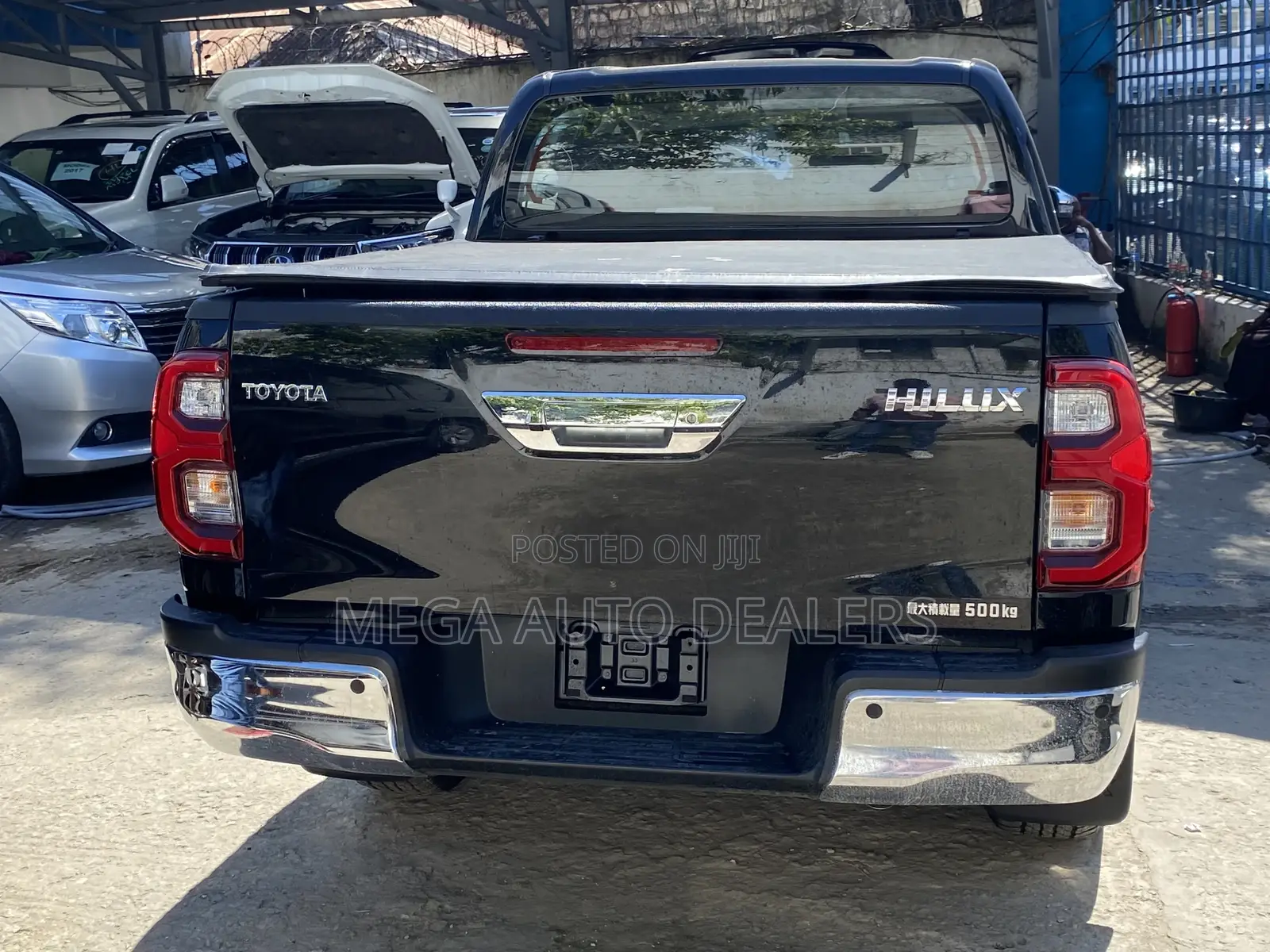 Toyota Hilux 2021 Black
