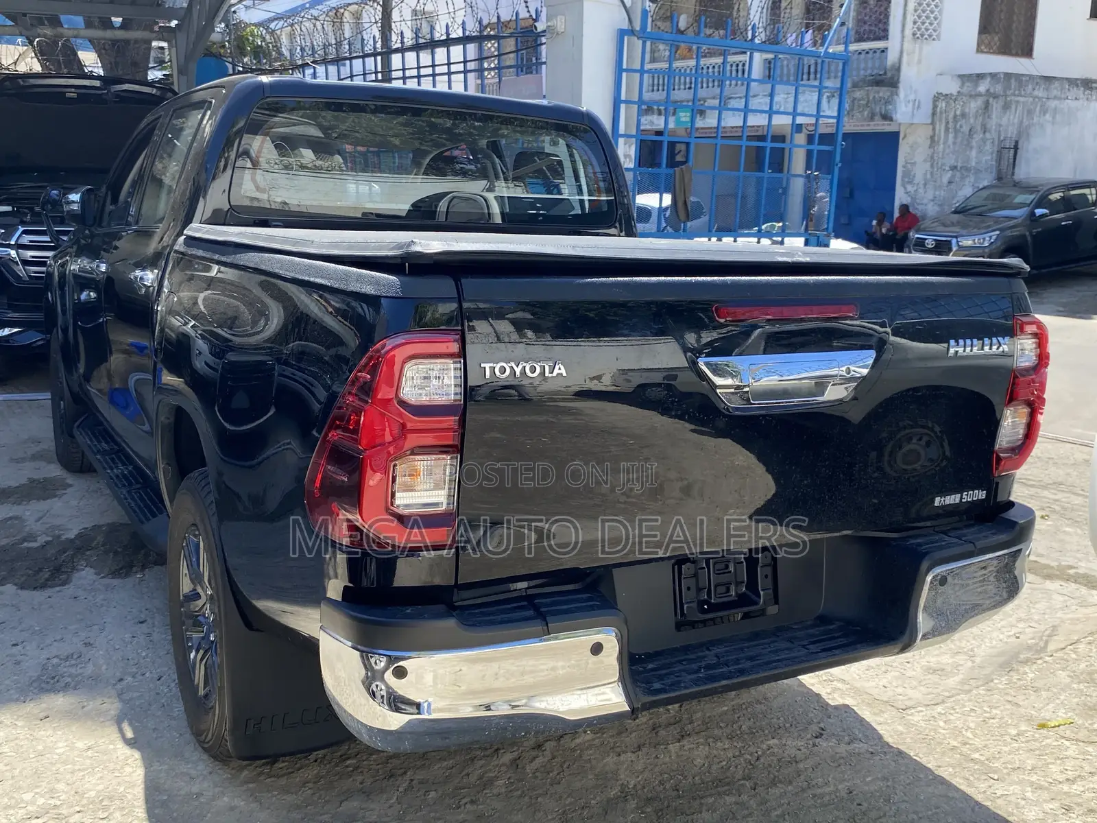 Toyota Hilux 2021 Black
