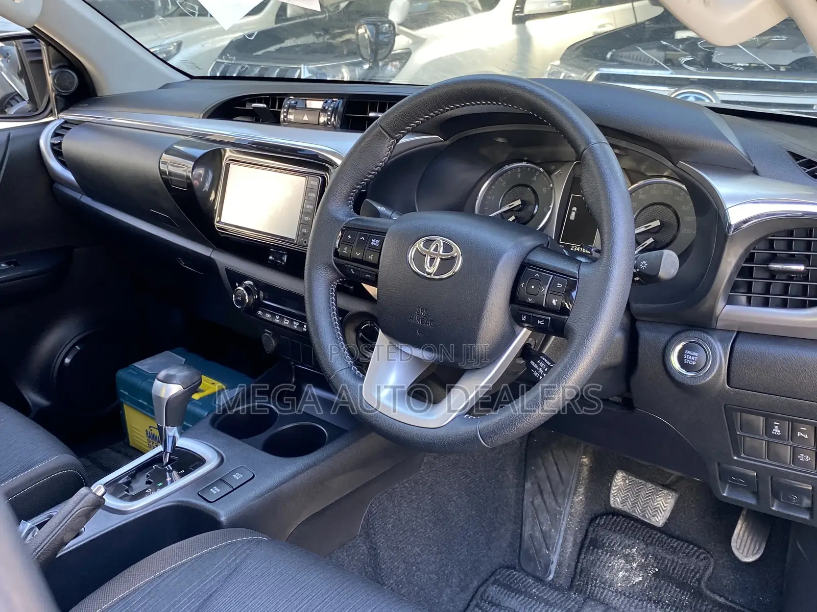 Toyota Hilux 2021 Black