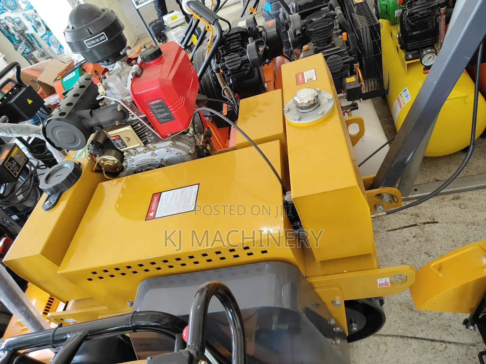 Diesel Driven Pedestral Roller Double Drum.