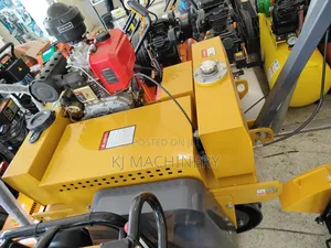 Diesel Driven Pedestral Roller Double Drum.