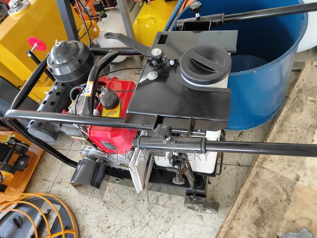 Concrete Road Cutter Diesel Powered. - thumbnail 4