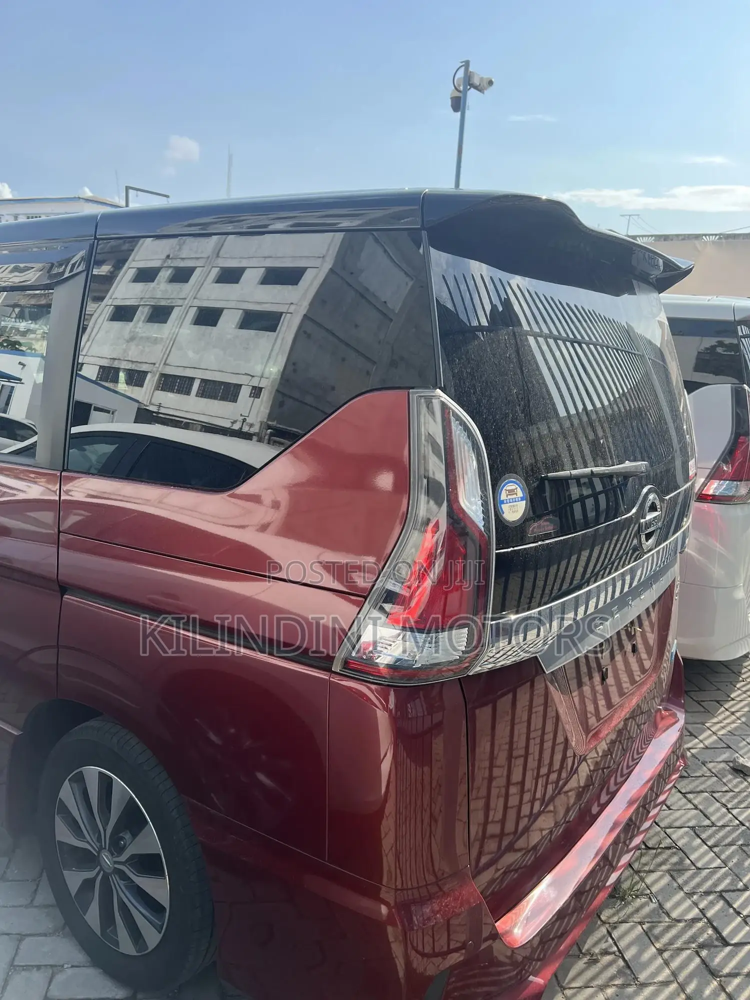 Nissan Serena 2017 Brown
