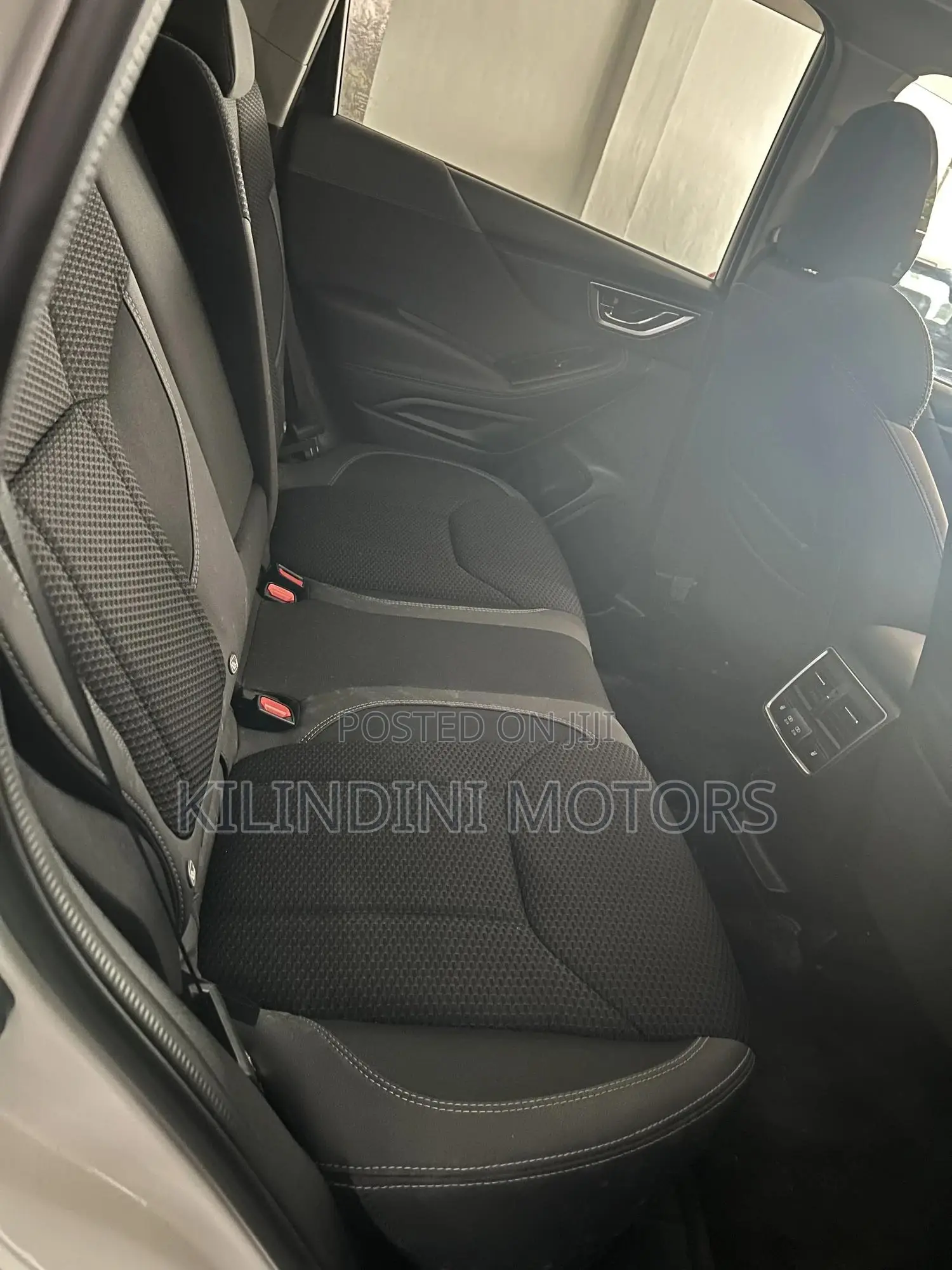 Subaru Forester 2018 White