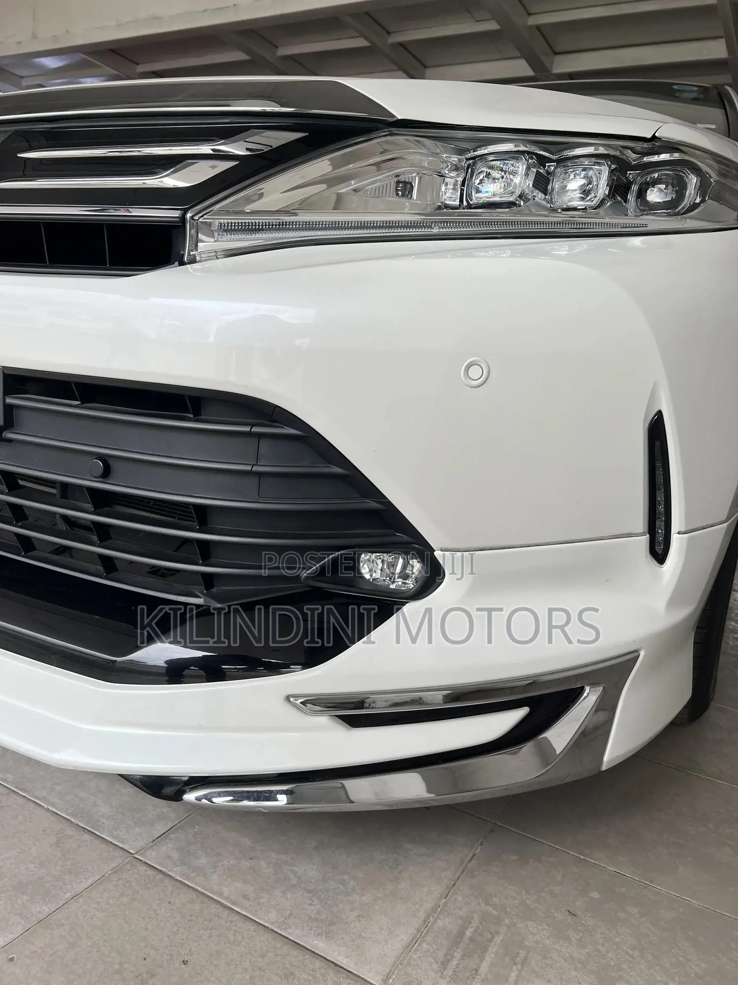 Toyota Harrier 2018 White