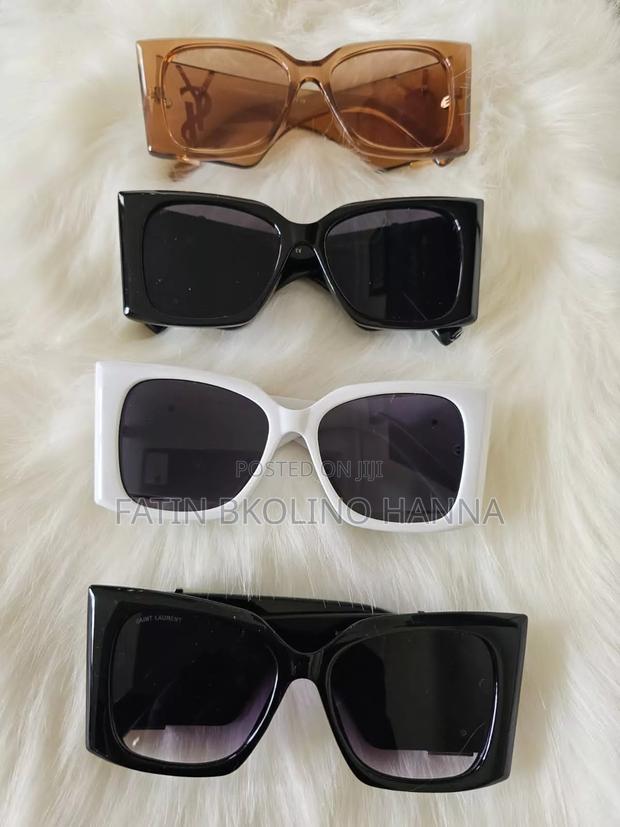 Designer Yves Saint Laurent Sunglasses - thumbnail 2