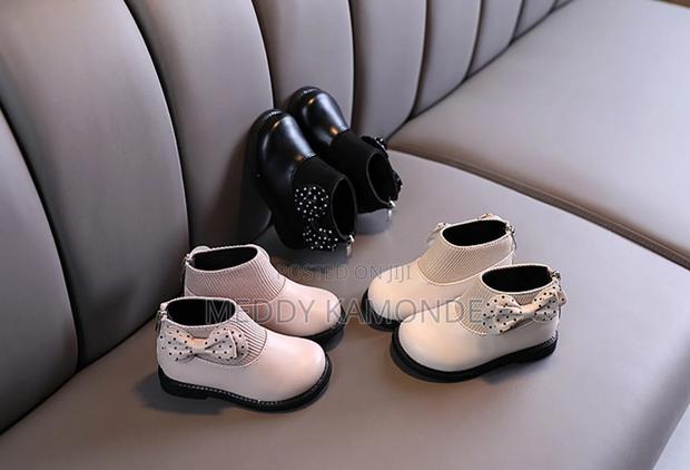 Children White Ankle Boots - thumbnail 3