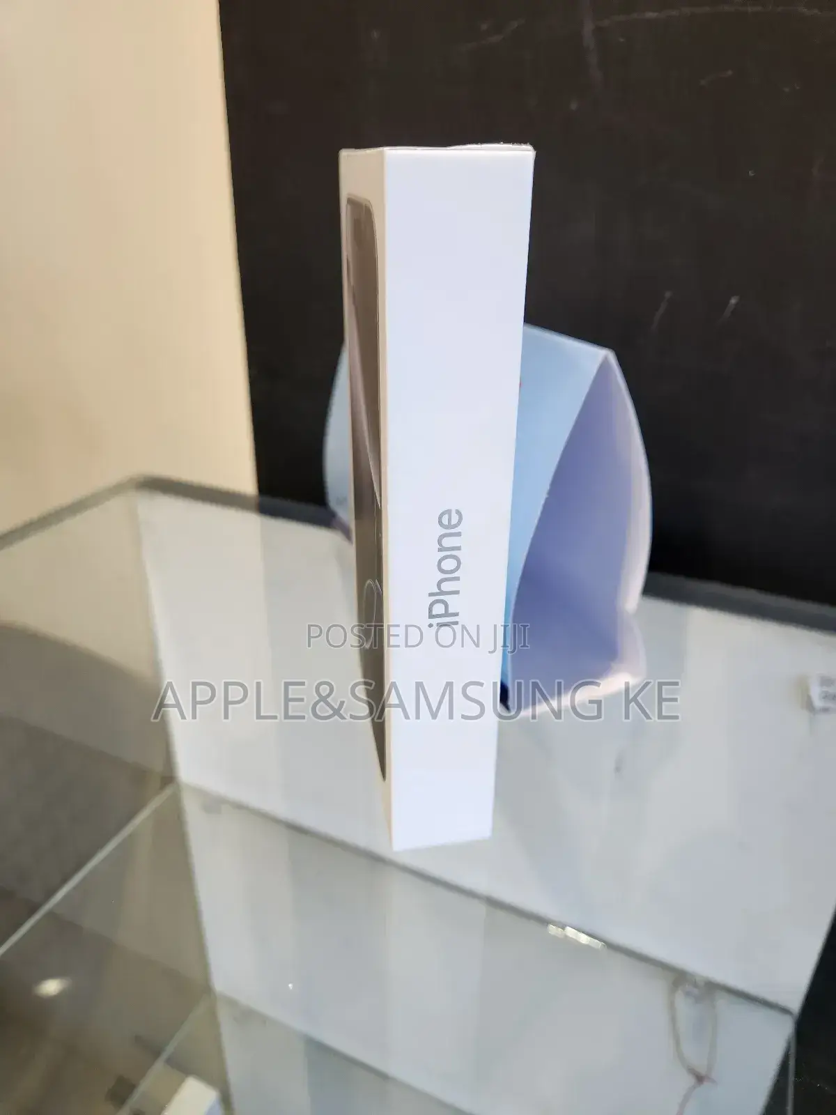 New Apple iPhone 16 Pro 128 GB Black
