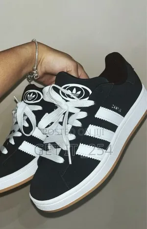 Campus Restocked 
Size 38-45
