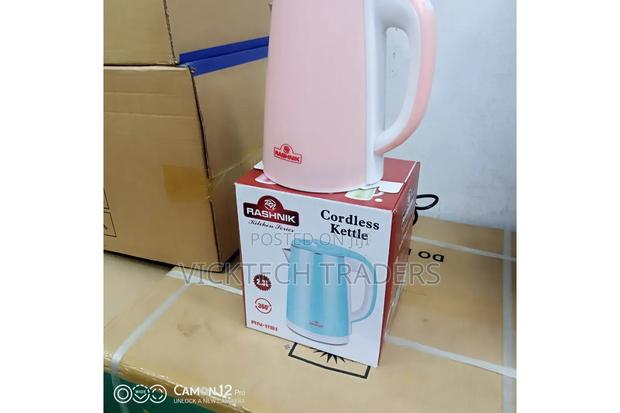 Kettle 2.3 Litres Rashnik Cordless