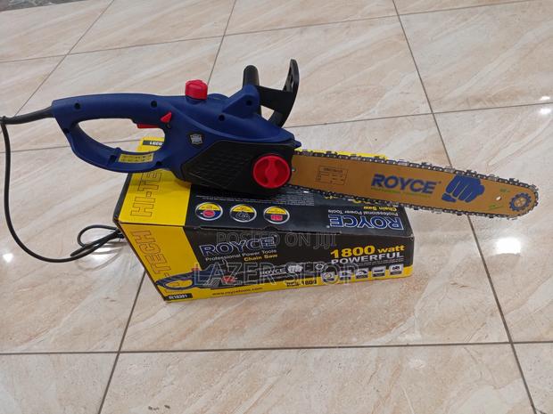 1800w Electric Chainsaw - thumbnail 3