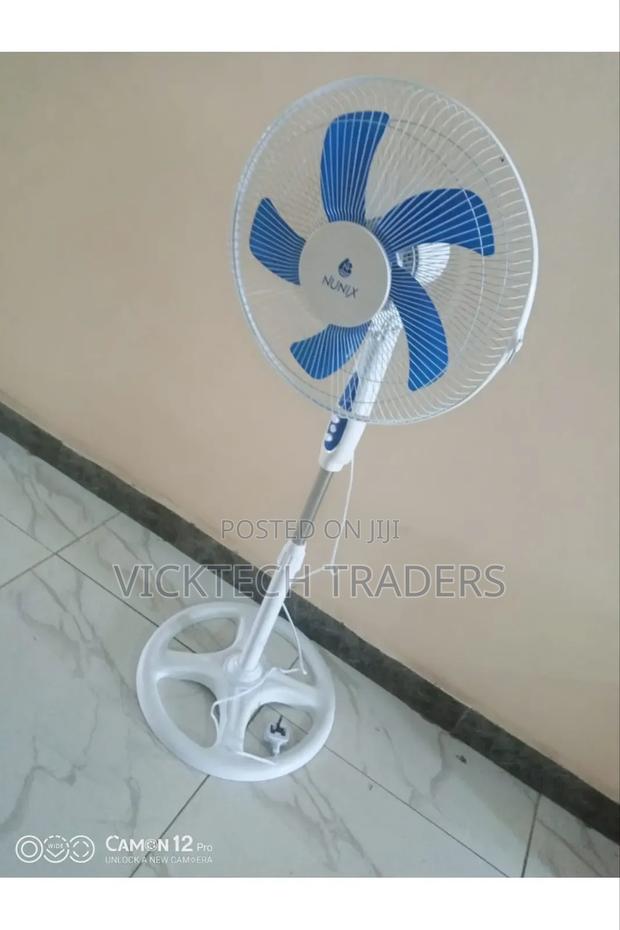 Fan/Nunix 16" Standing With Blade