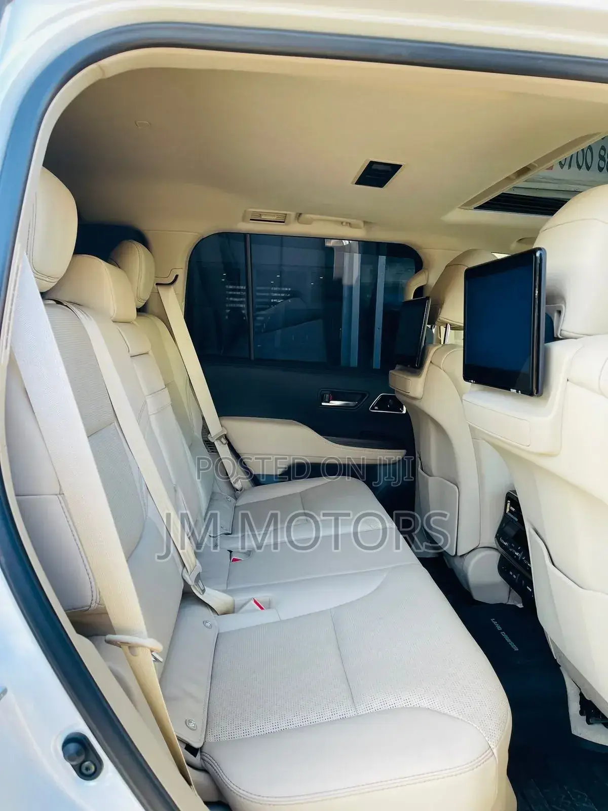 Toyota Land Cruiser 2022 White