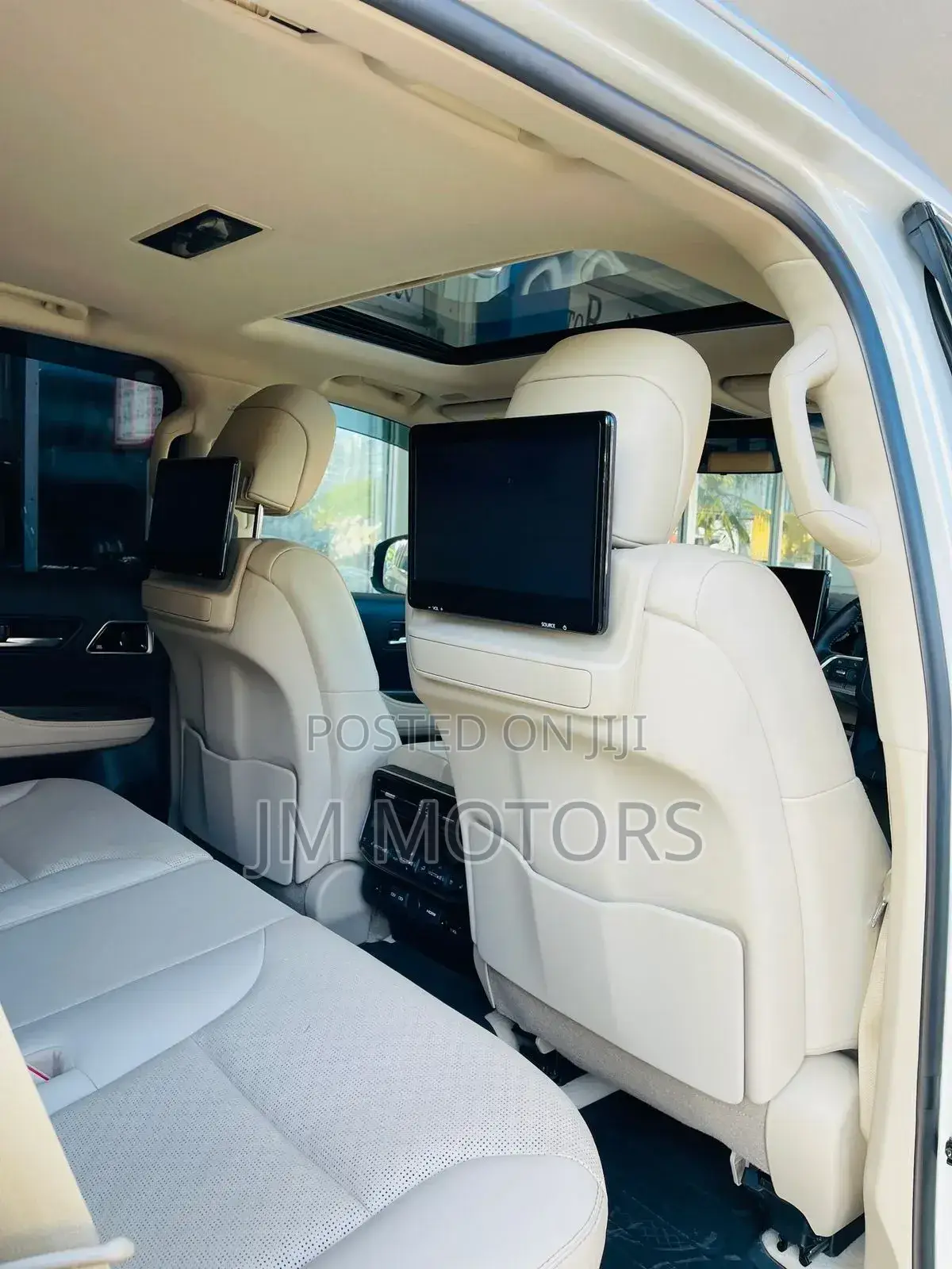 Toyota Land Cruiser 2022 White