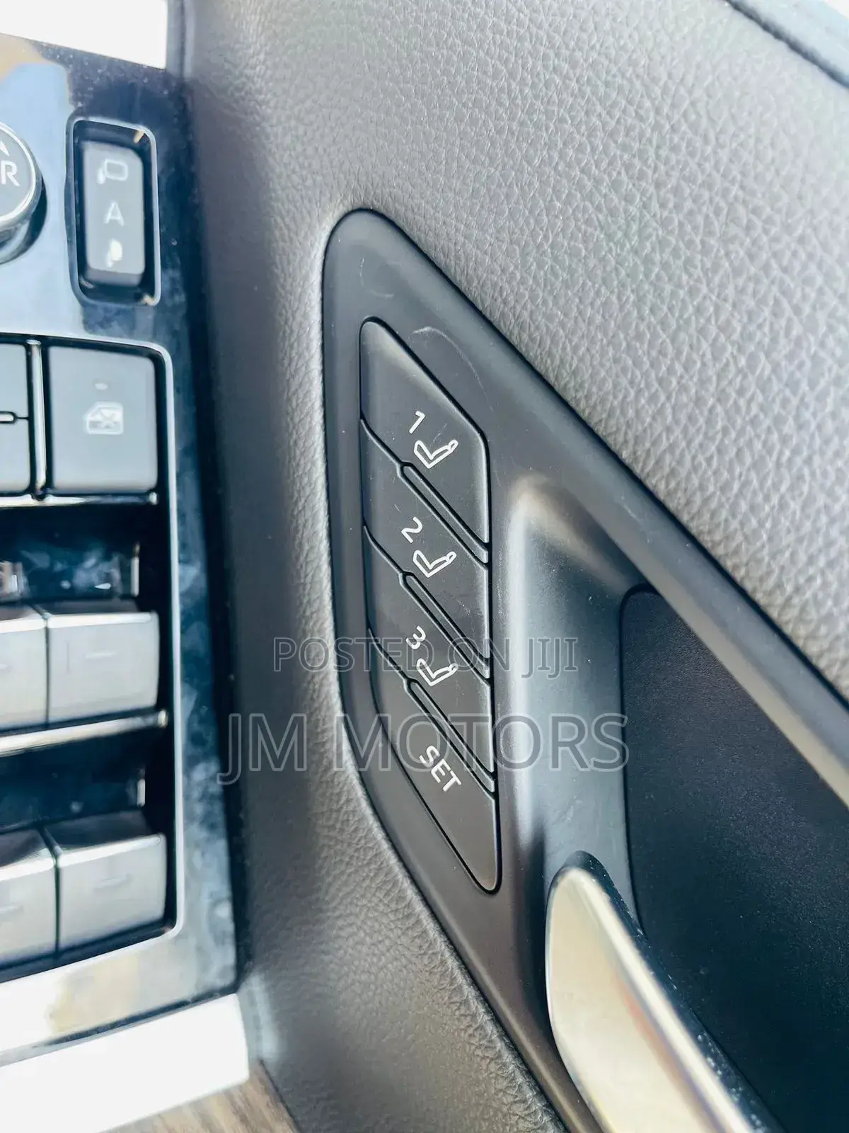 Toyota Land Cruiser 2022 White