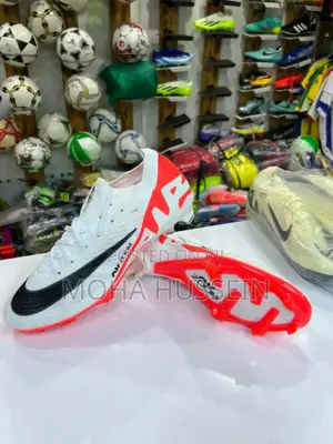 NIKE Air Zoom White ORIGINAL Football Boots