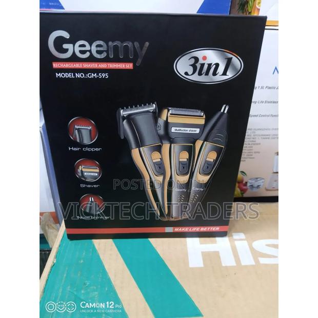 Geemy Shaver GM-595 3 in 1 With Clippers