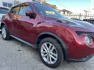 Nissan Juke 2017 Red