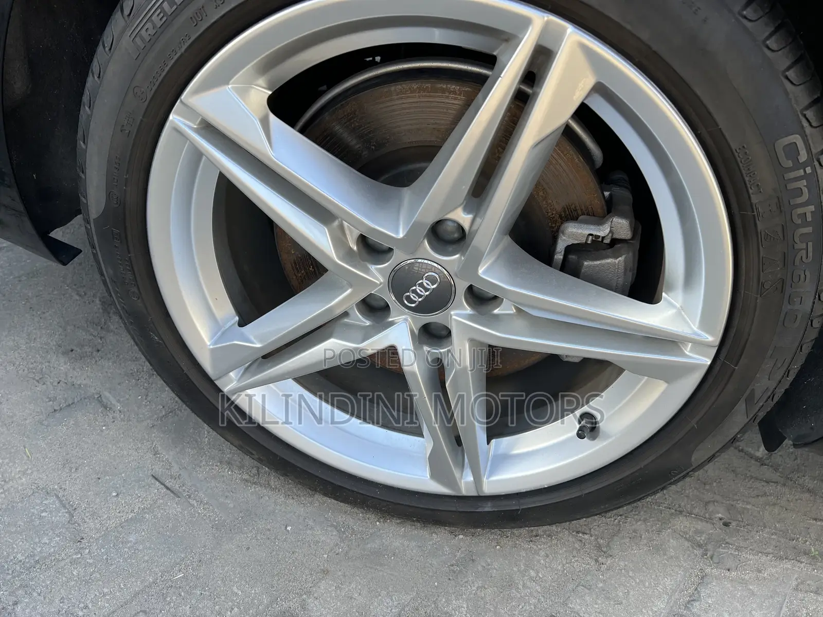 Audi A4 2018 Black