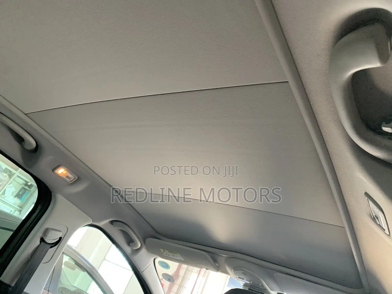 Peugeot 5008 1.2 PureTech Active 2016 Brown