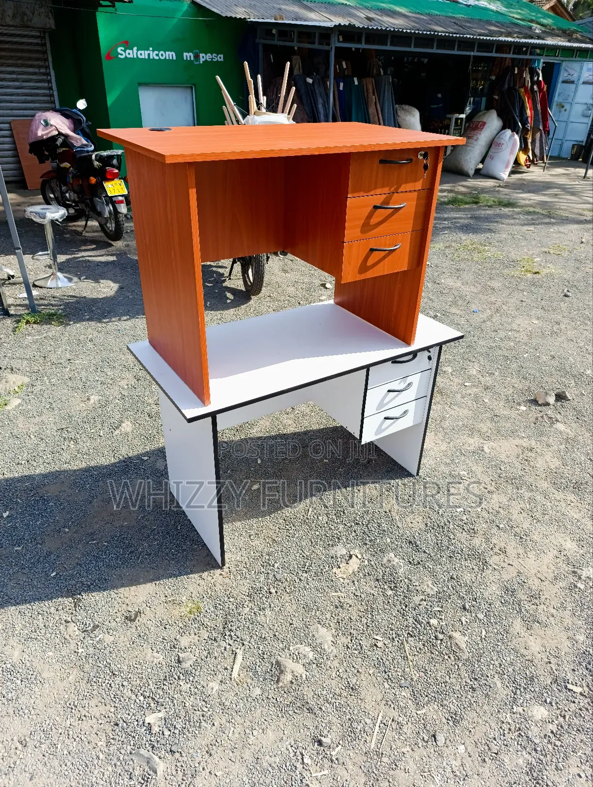 Comp Desk/Table
