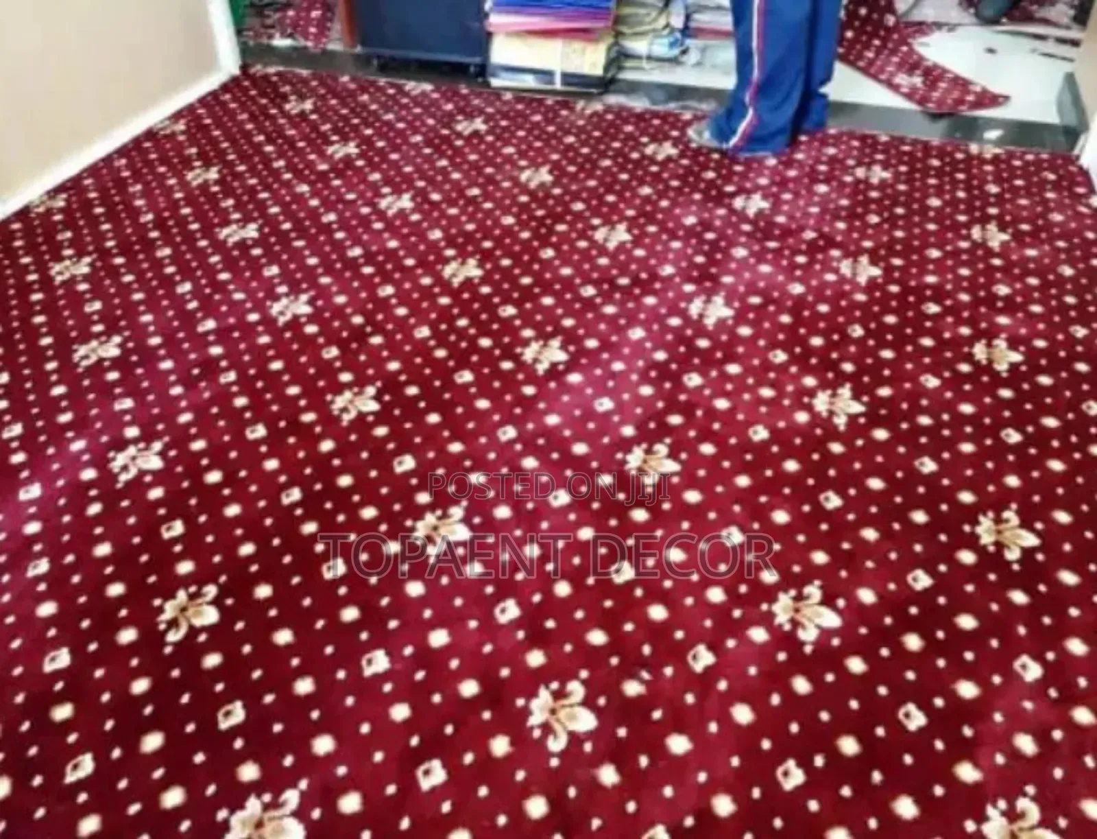Maroon Crowned Vip 10mm Wall to Wall Carpets