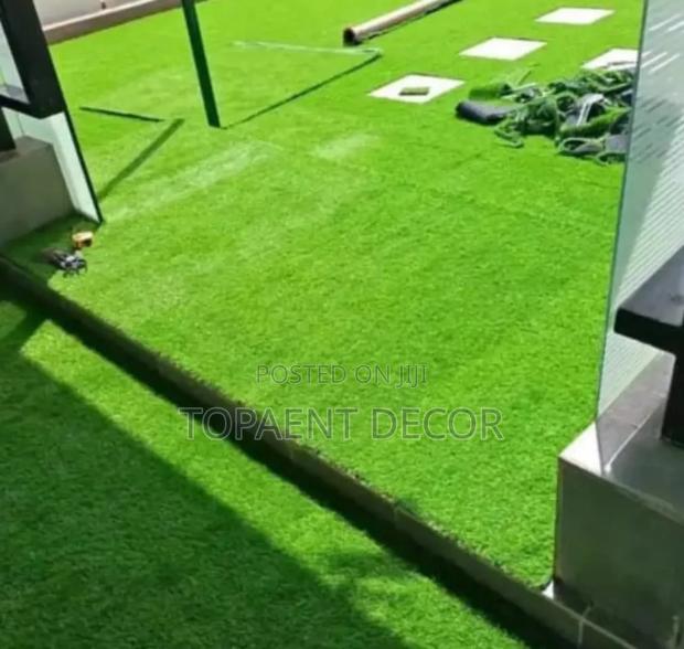 Outdoor Rugs Artificial Turf Grass Carpets for Open Spaces