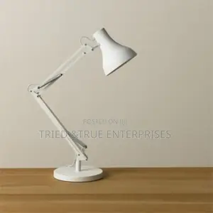 Reading Lamp V8