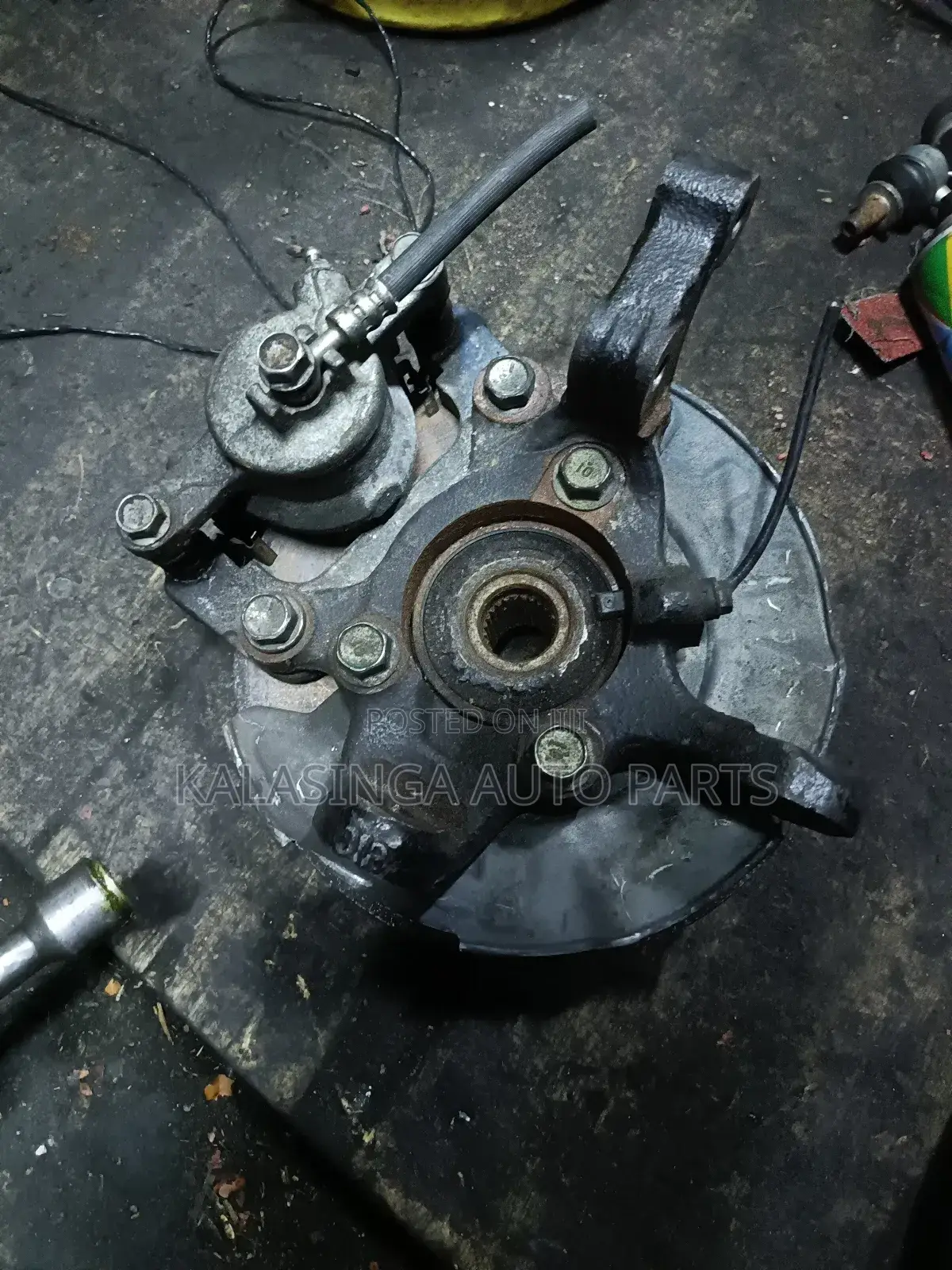Suzuki Swift Front Hub