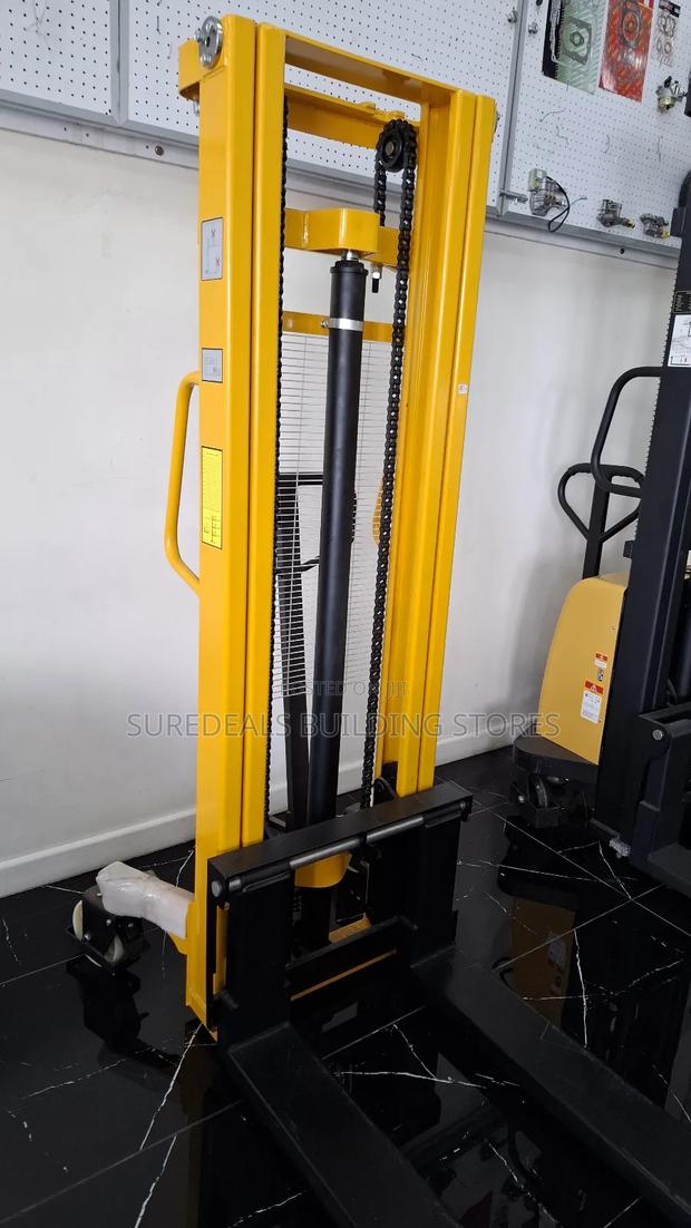 Hydralic Manual Stacker/Pallet Stacker-2t,1.6mtrs - thumbnail 3
